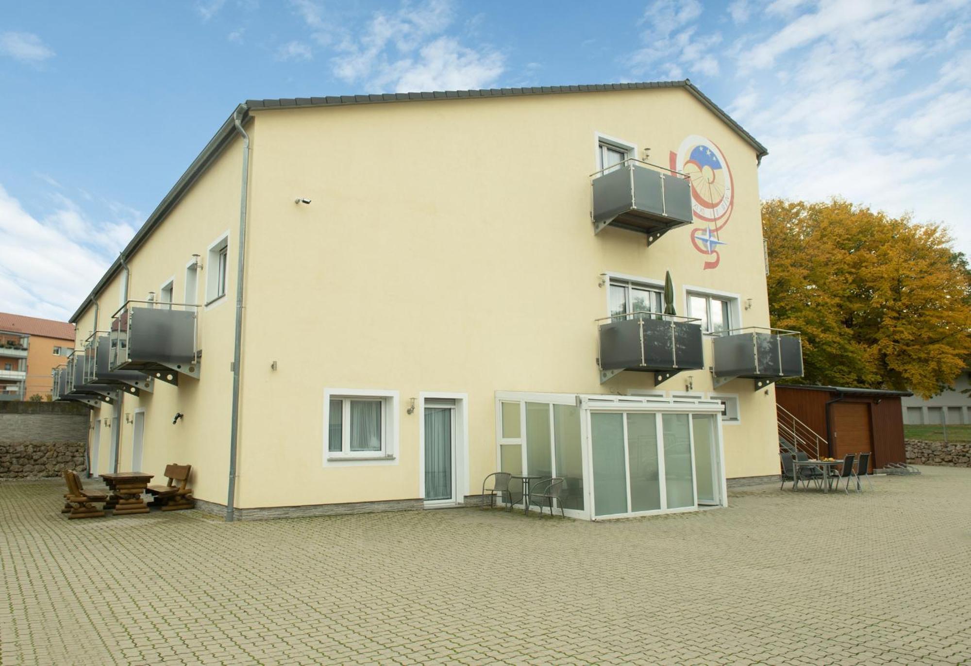 Boardinghouse Schellenberg Hotel Donauwörth Eksteriør billede